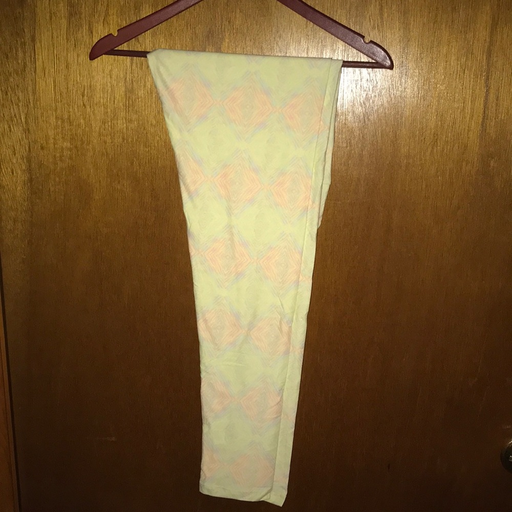 BNWT TC Lularoe leggings